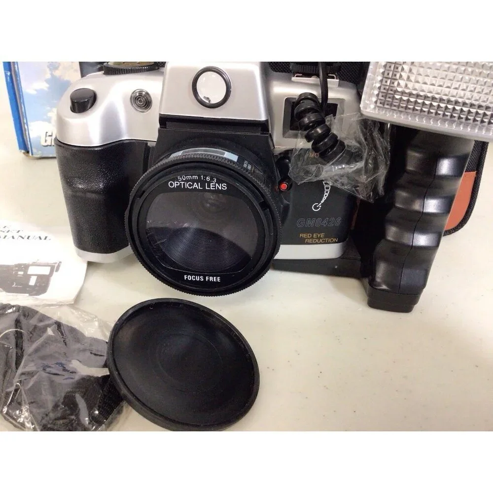 Olympia Camera Set with Carrying Case GM8426 NEW